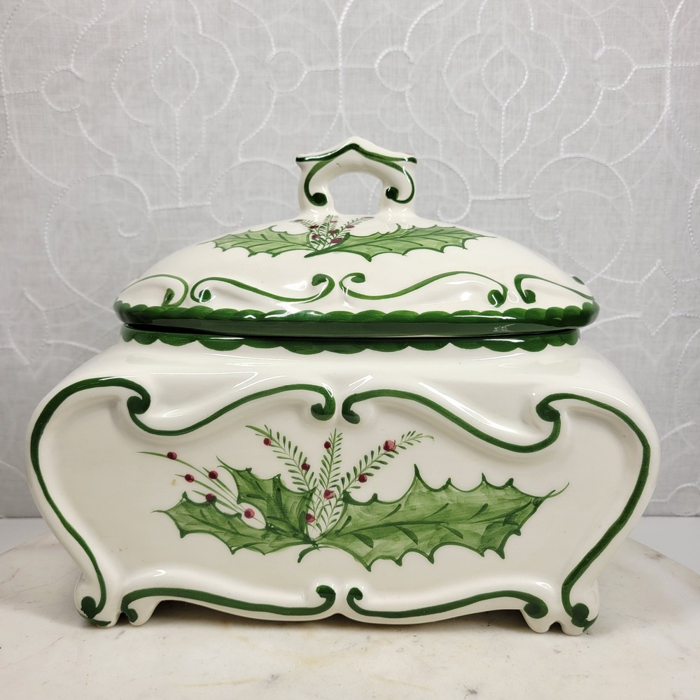 RCCL Portugal Christmas Holly Serving Bowl Lid Hand Painted Soup Tureen